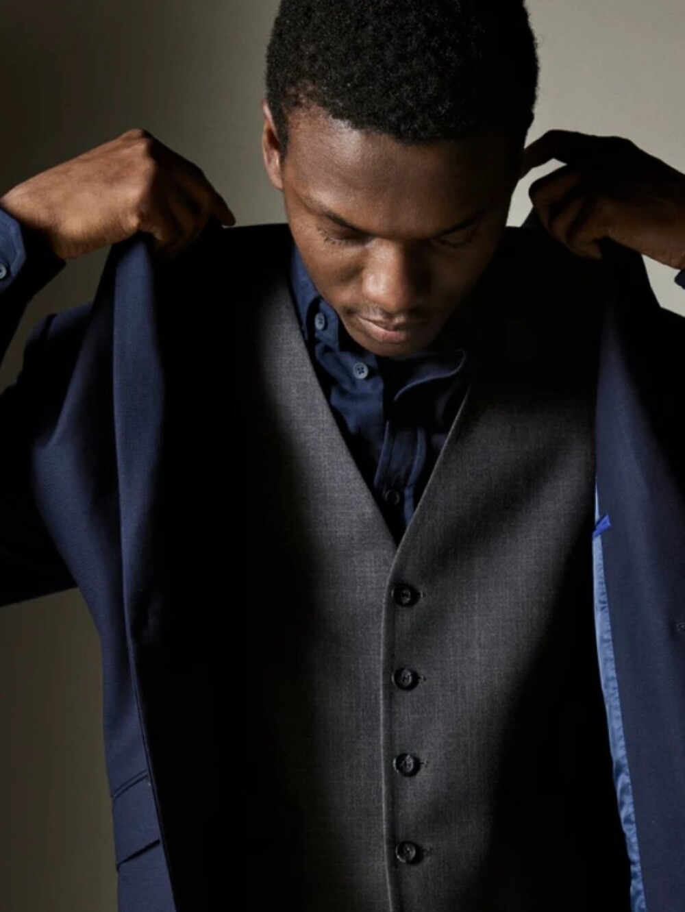 Awearness Kenneth Cole Charcoal Vest